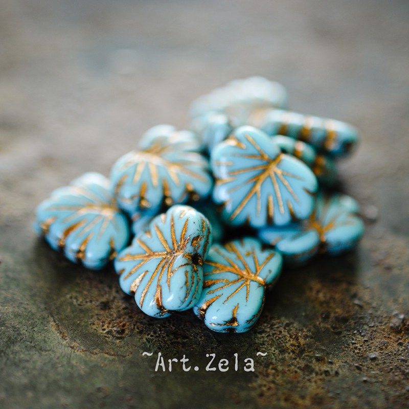 Feuilles érable bleu ciel bronze 13mm X4 Perles verre tchèque opaque