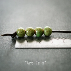 Perles céramique émaillée vert - brun 8mm X15 Perles artisanales