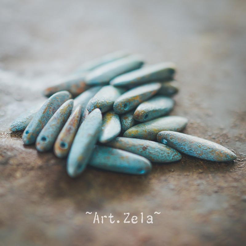 Daggers bleu terreux 16x5mm X15 Perles verre tchèque mat opaque