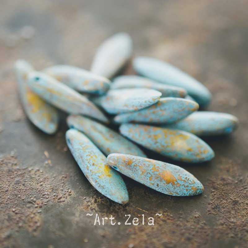 Daggers bleu terreux 16x5mm X15 Perles verre tchèque mat opaque